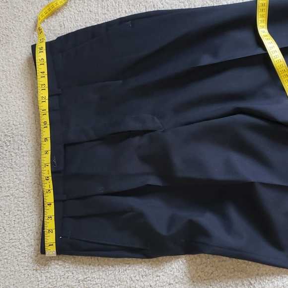 Mens 2 piece Suit - Picture 13 of 15